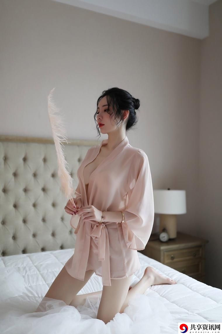 女式开襟睡衣舞蹈