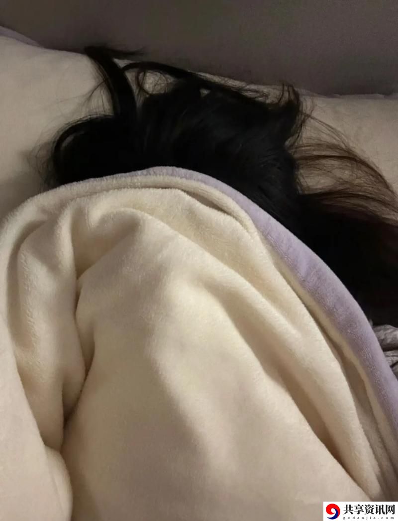 适合晚上一个人躲在被窝的火爆上线，平台：Netflix