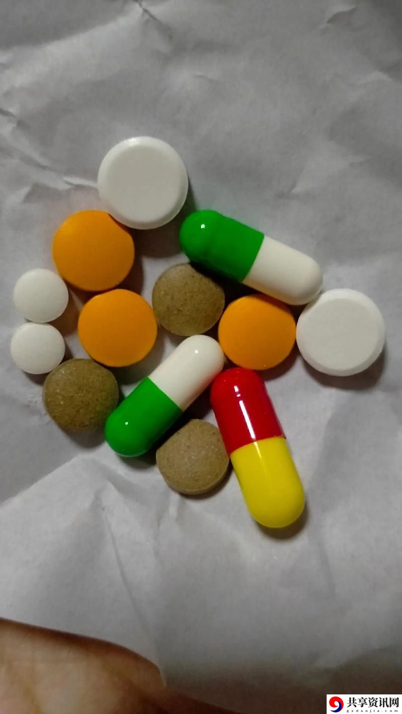 意外的一天：没带罩子让他吃了一天的药