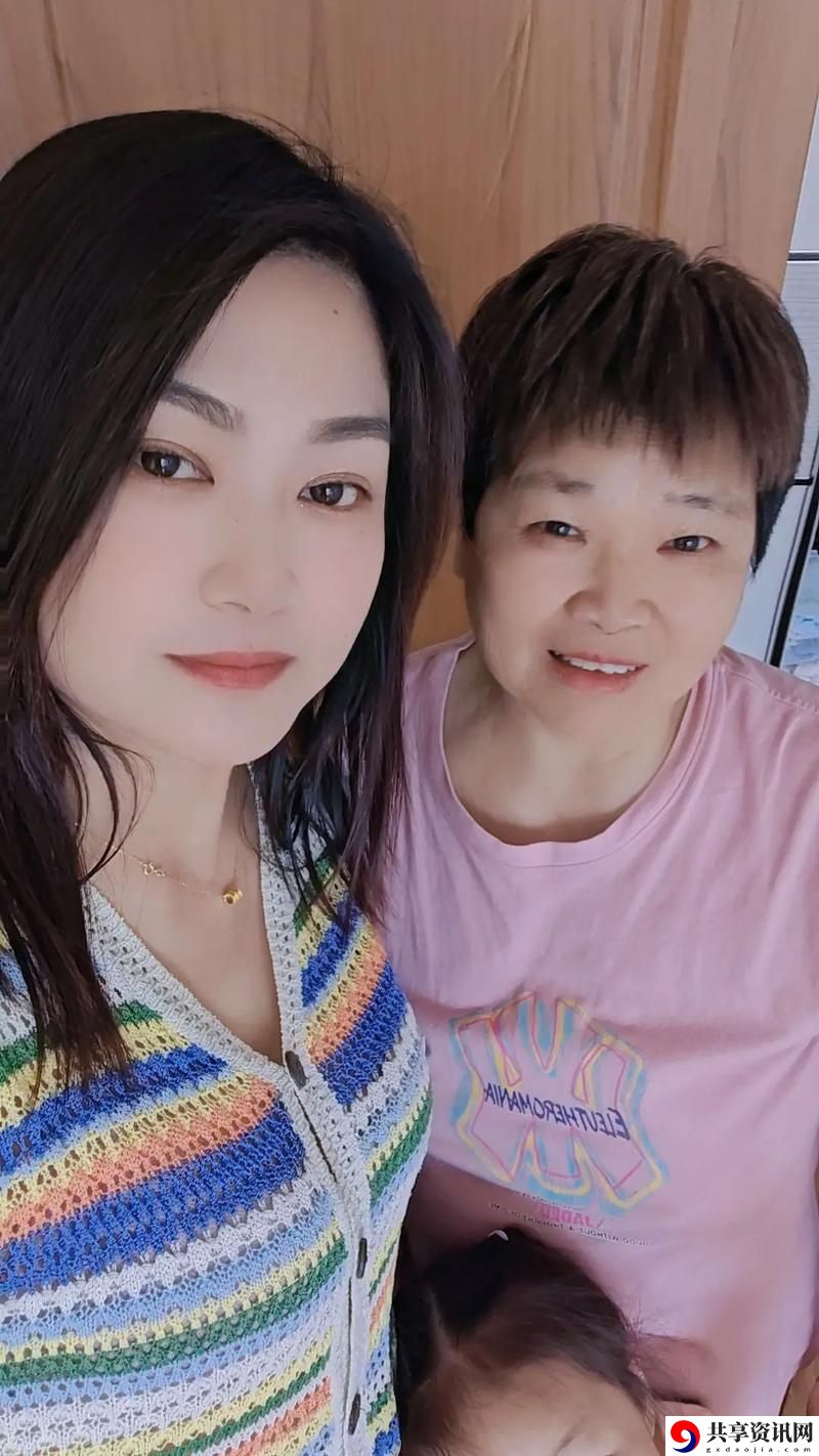  妈妈女儿齐上阵苏姨：共享责任与爱的纽带