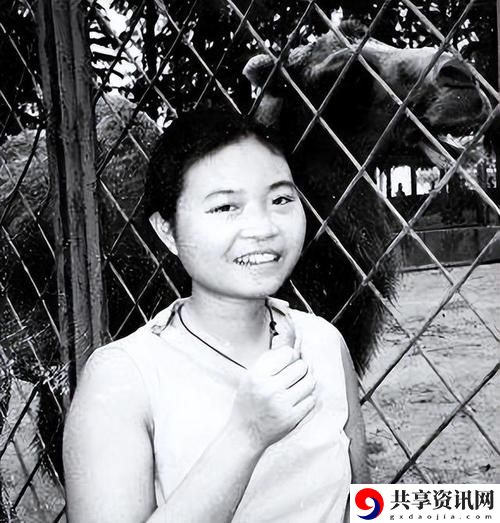 小小拗女不懂事，探索成长的烦恼与乐趣