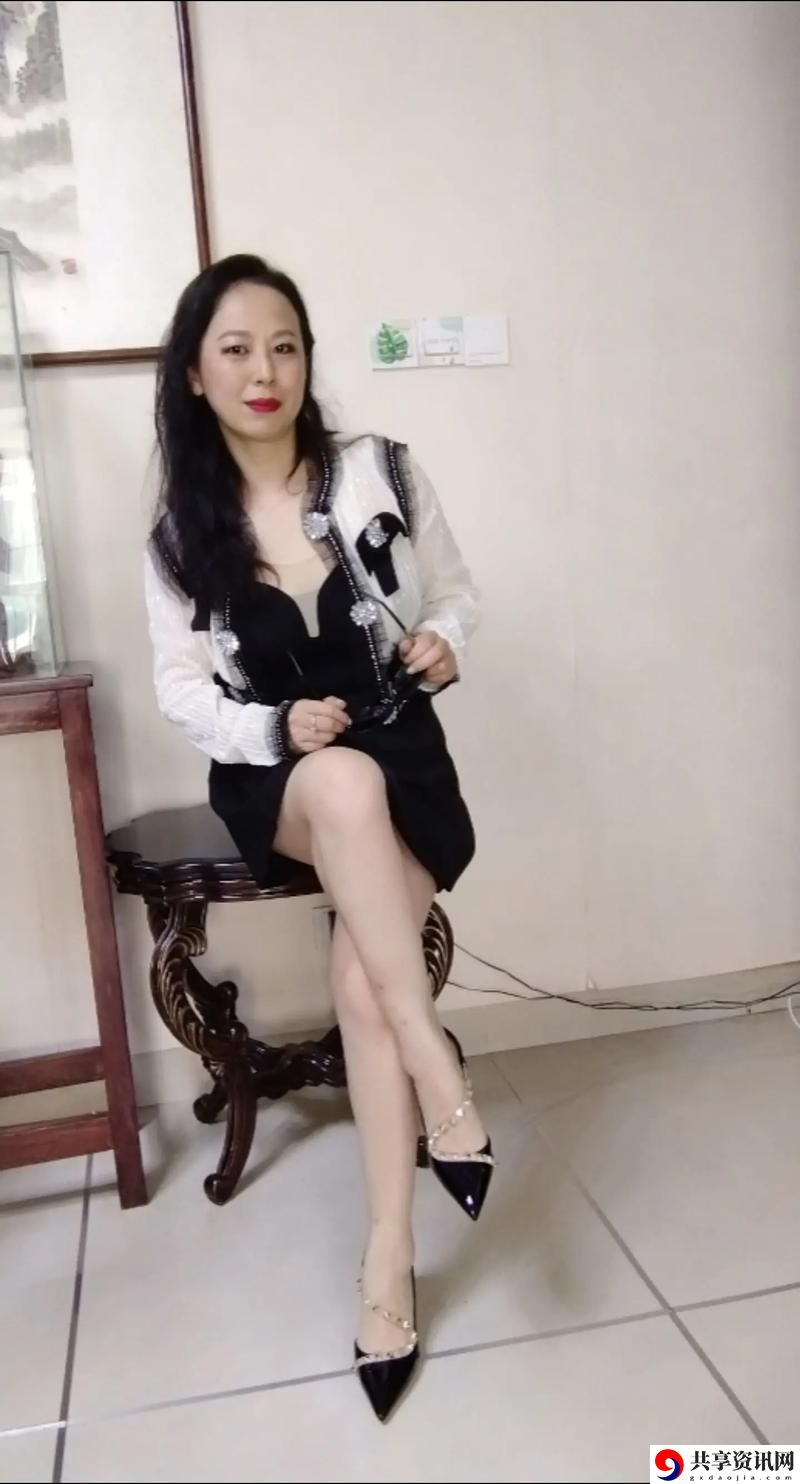 OUTRAPAY中老年熟女，网友感叹：她们的魅力从未消退！