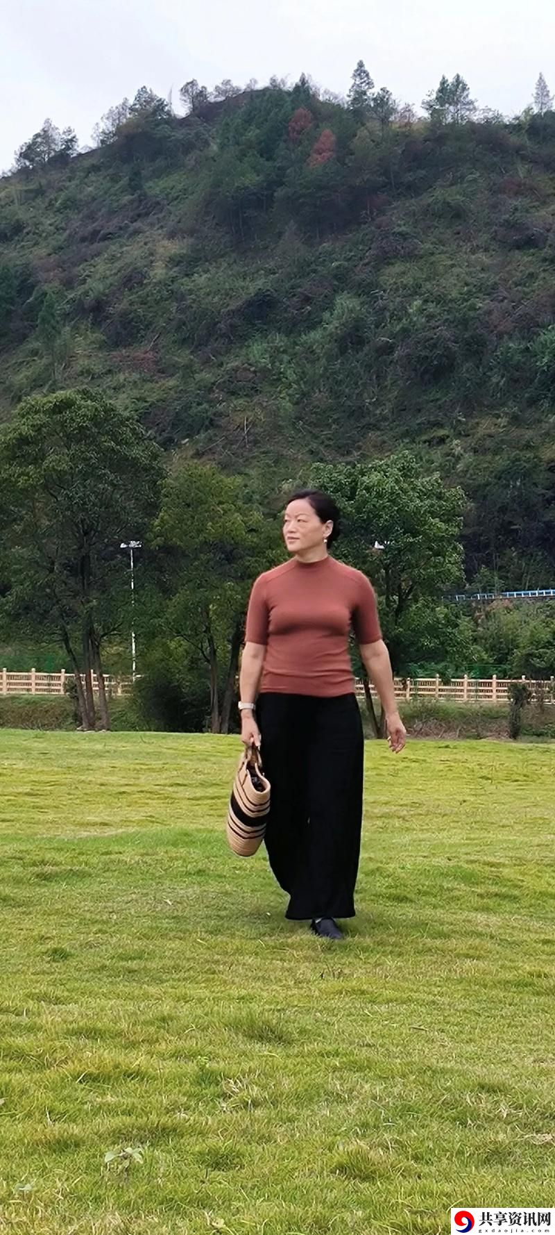 老太婆熟wBBwBBwBBw流畅不卡顿，网友：这究竟是怎样的奇迹？