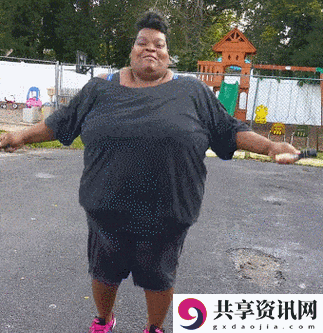  揭开“巨大黑又大又长又粗”的神秘面纱：自然界中的壮丽奇观