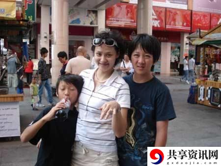 高敏一家六口起乩，用户：寻求解答的灵魂之旅
